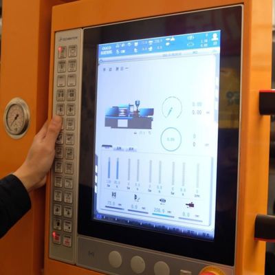 Hydraulic Servo Injection Molding Machine SGS Affordable Injection Molding